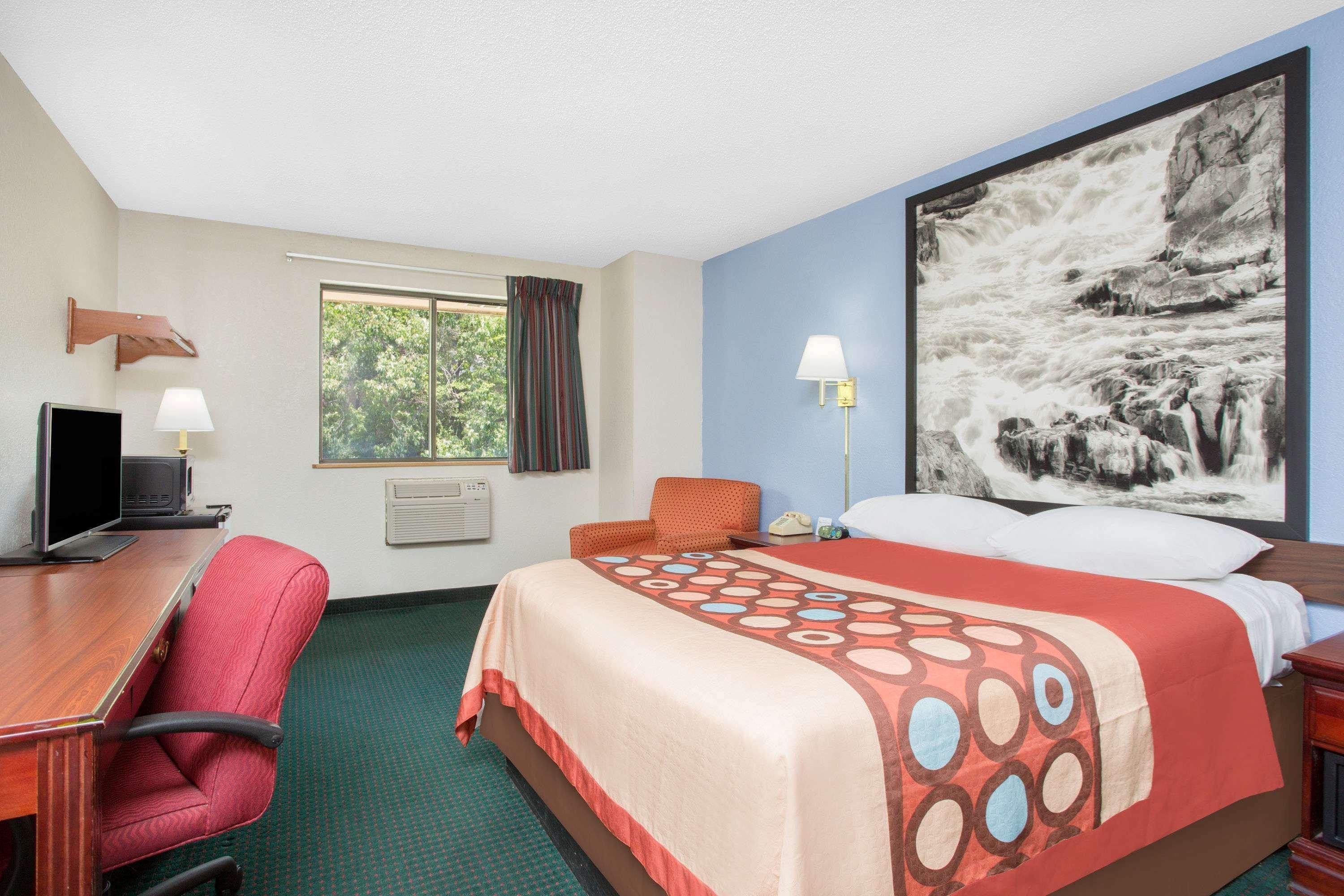 Super 8 By Wyndham Warner Robins Motel Exterior foto