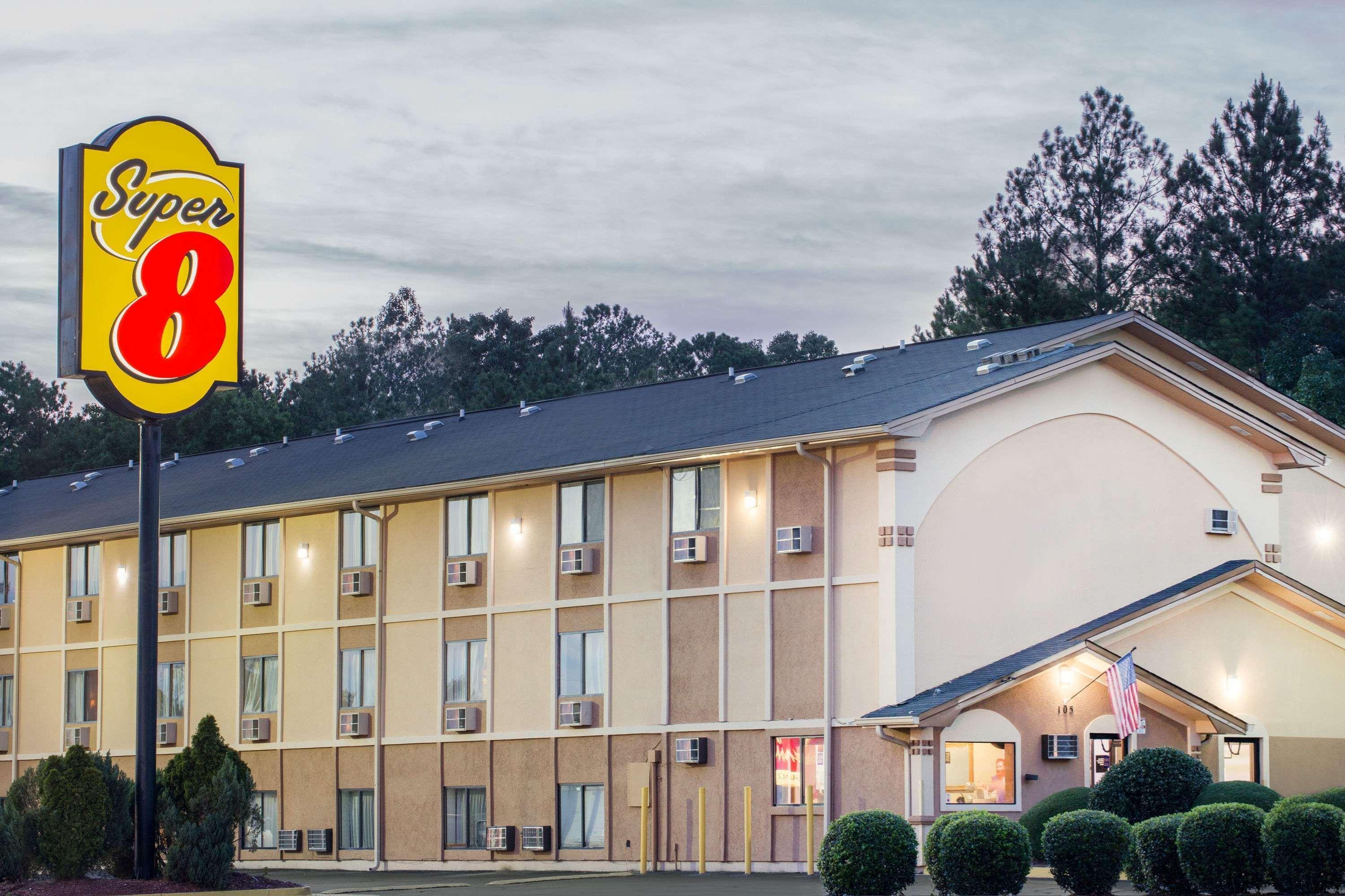Super 8 By Wyndham Warner Robins Motel Exterior foto